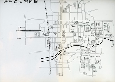 1958年当時の「おやさと案内図」。鑵子山校舎（短大校舎）、移転先の短大保育科校舎（旧女学校校舎）、中寮、柔道寮などの場所が示されている（『おやさと』1958年より）