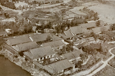 『天理短期大学1957』（要覧）より