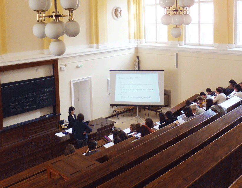 エトベシュ・ローランド大学での講義