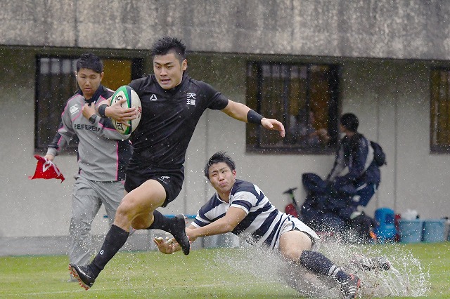 ウイング久保直人の先制トライ